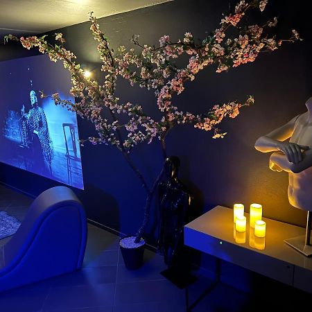 카우나스 Jacuzzi Cinema Loft 아파트 외부 사진