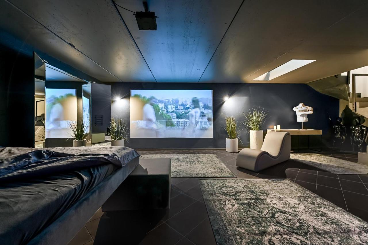 카우나스 Jacuzzi Cinema Loft 아파트 외부 사진