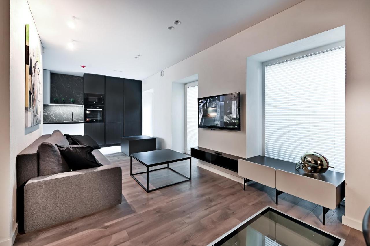 카우나스 Jacuzzi Cinema Loft 아파트 외부 사진