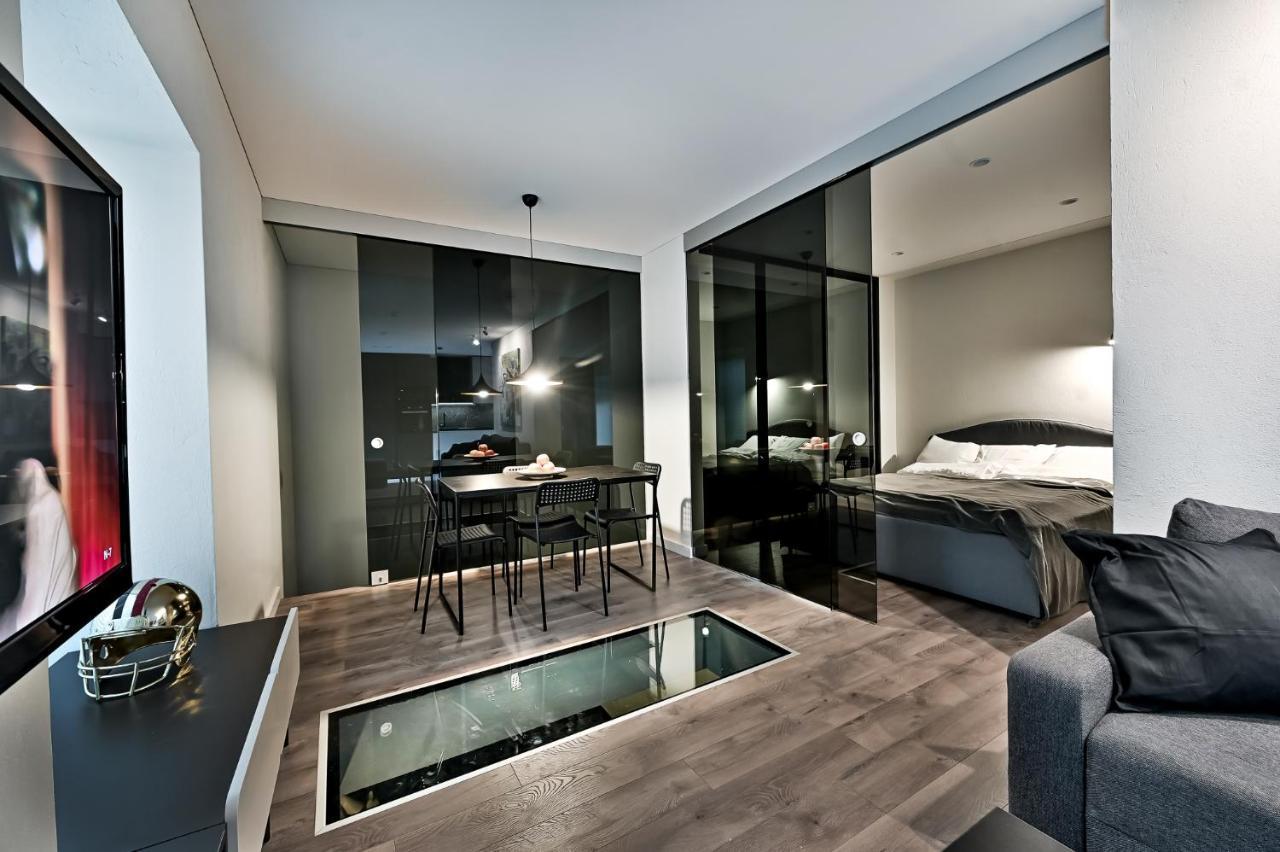카우나스 Jacuzzi Cinema Loft 아파트 외부 사진